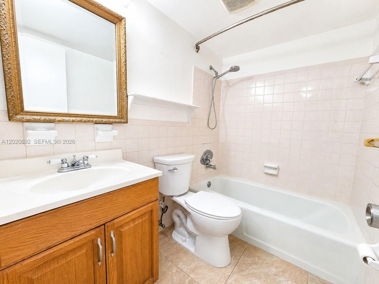 1125 NE 16th Pl, Unit 211, Fort Lauderdale, FL 33305 Photo