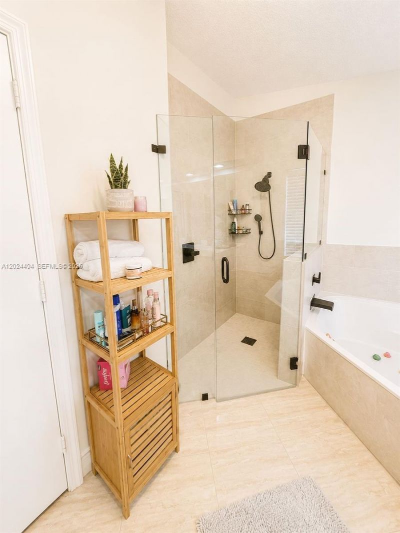 4938 SW 33rd Way , Hollywood, FL 33312 Photo