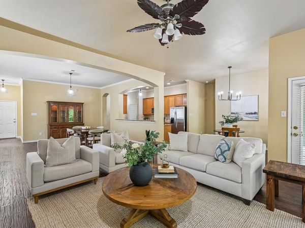 1321 Stone Mountain Parkway, Savannah, TX 76227