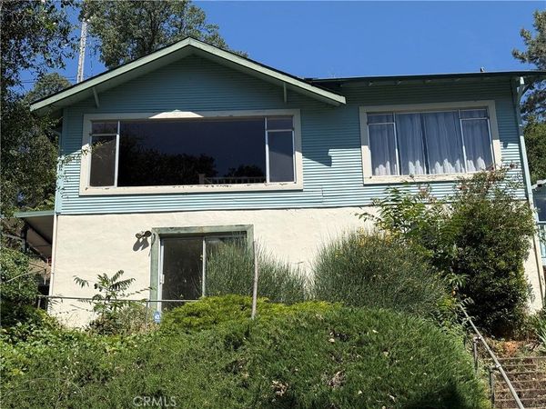 3084 Manzanita , Nice, CA 95464