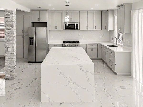 1886 Montara, San Jacinto, CA 92583