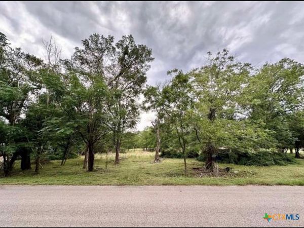 911 Penion Drive , Austin, TX 78748