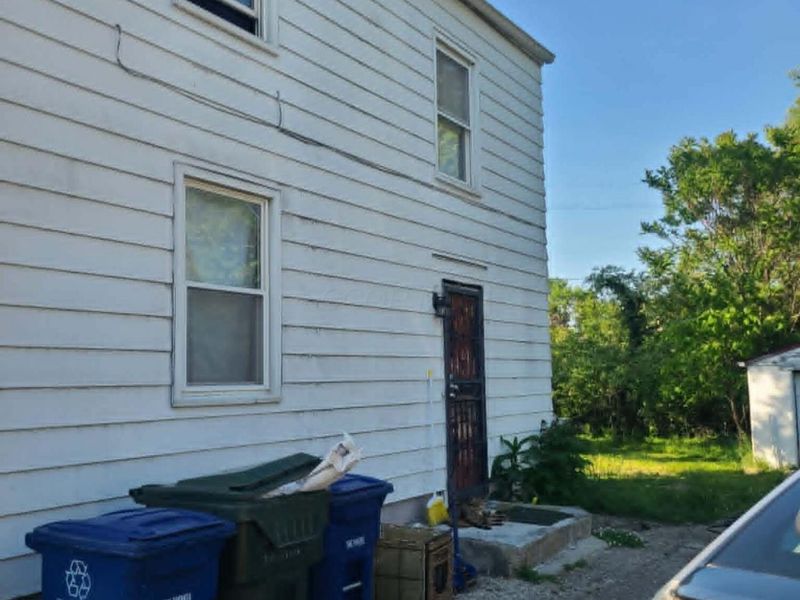 2446 Bretton Place, Columbus, OH 43211 Photo 3