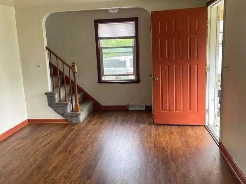 2446 Bretton Place, Columbus, OH 43211 Photo 4