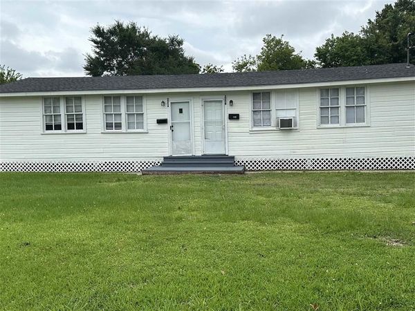 225 Eddy Street, Lake Charles, LA 70601