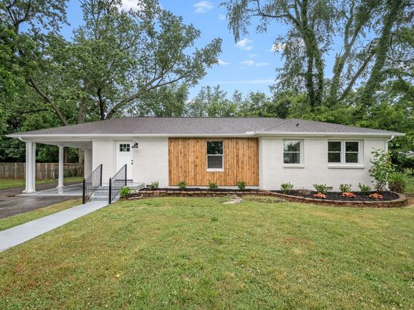 204 Ross Dr, Smyrna, TN 37167