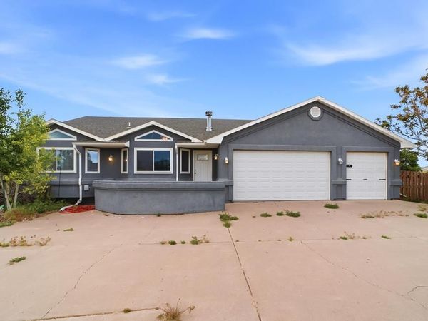 321 W Linden Ave, Pueblo West, CO 81007