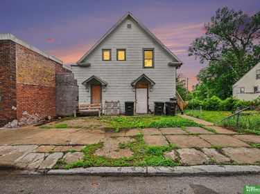 4201 Grand Avenue , Omaha, NE 68111