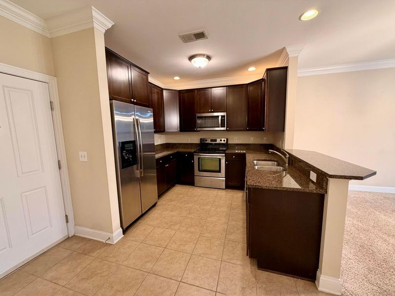 953 Ingleside Avenue, Unit 206, Columbus, OH 43215 Photo 7