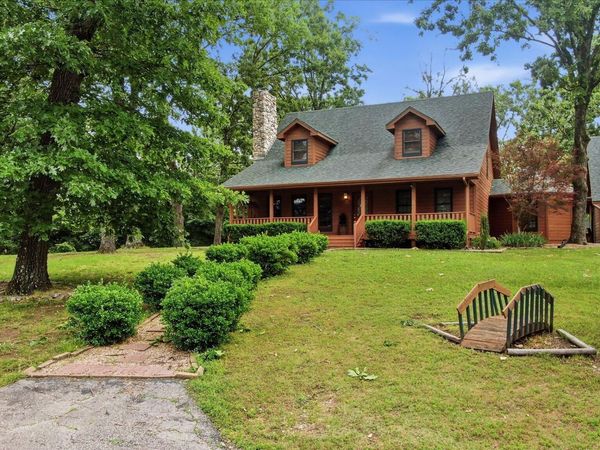 1150 Lake Point Road , Kissee Mills, MO 65680
