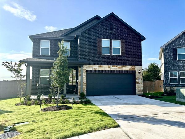 131 Holzinger BND, Bastrop, TX 78602
