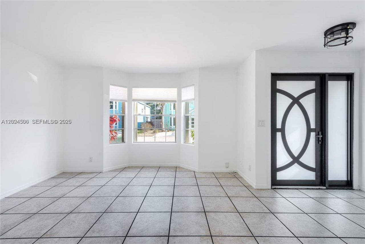 5800 Rambler Rose Way, West Palm Beach, FL 33415 Photo