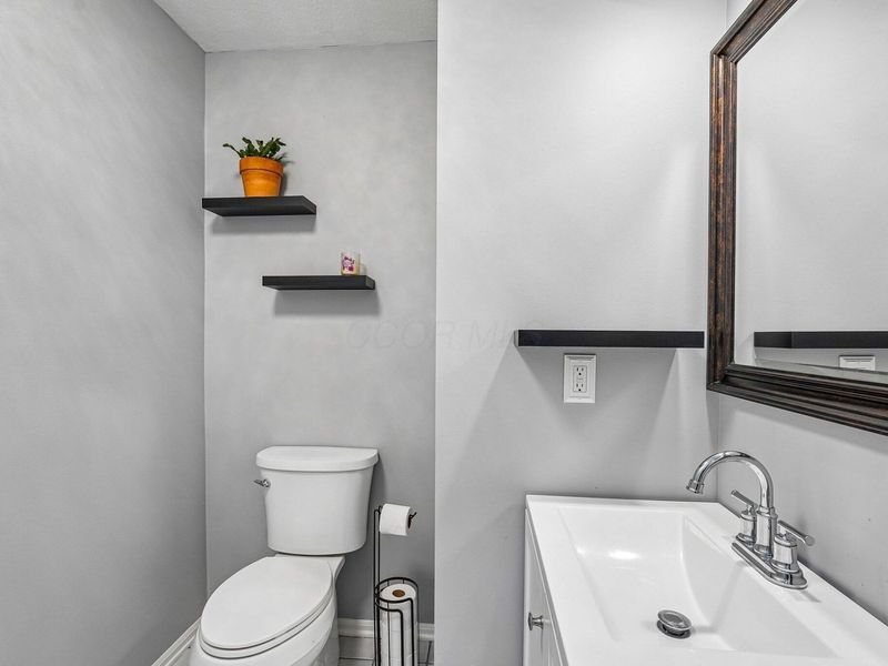 12833 Jeffrey Drive, Pickerington, OH 43147 Photo 6