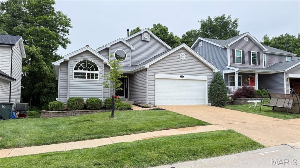 325 Valparaiso Court , Valley Park, MO 63088 Main Photo