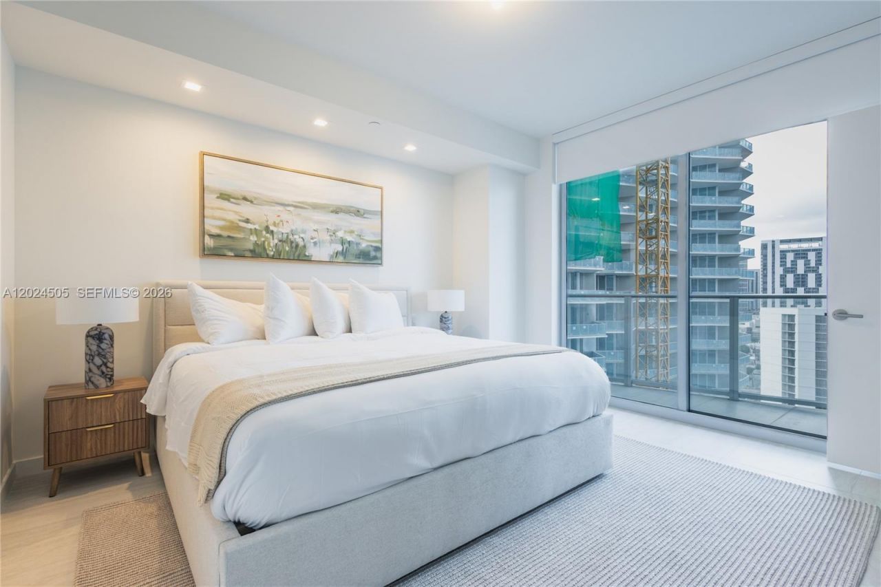 77 SE 5th Street, Unit 2602, Miami, FL 33131 Photo