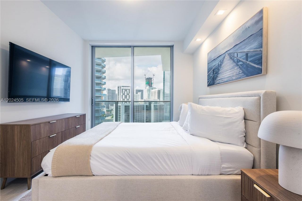 77 SE 5th Street, Unit 2602, Miami, FL 33131 Photo