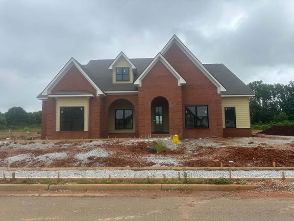 16246 Maggie Ct, Athens, AL 35613