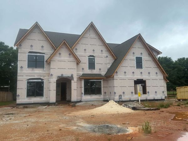 22877 Gunner Cir, Athens, AL 35614