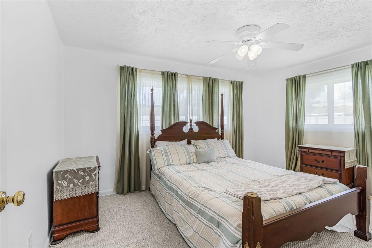 1320 SE 26th Terrace, Cape Coral, FL 33904 Photo