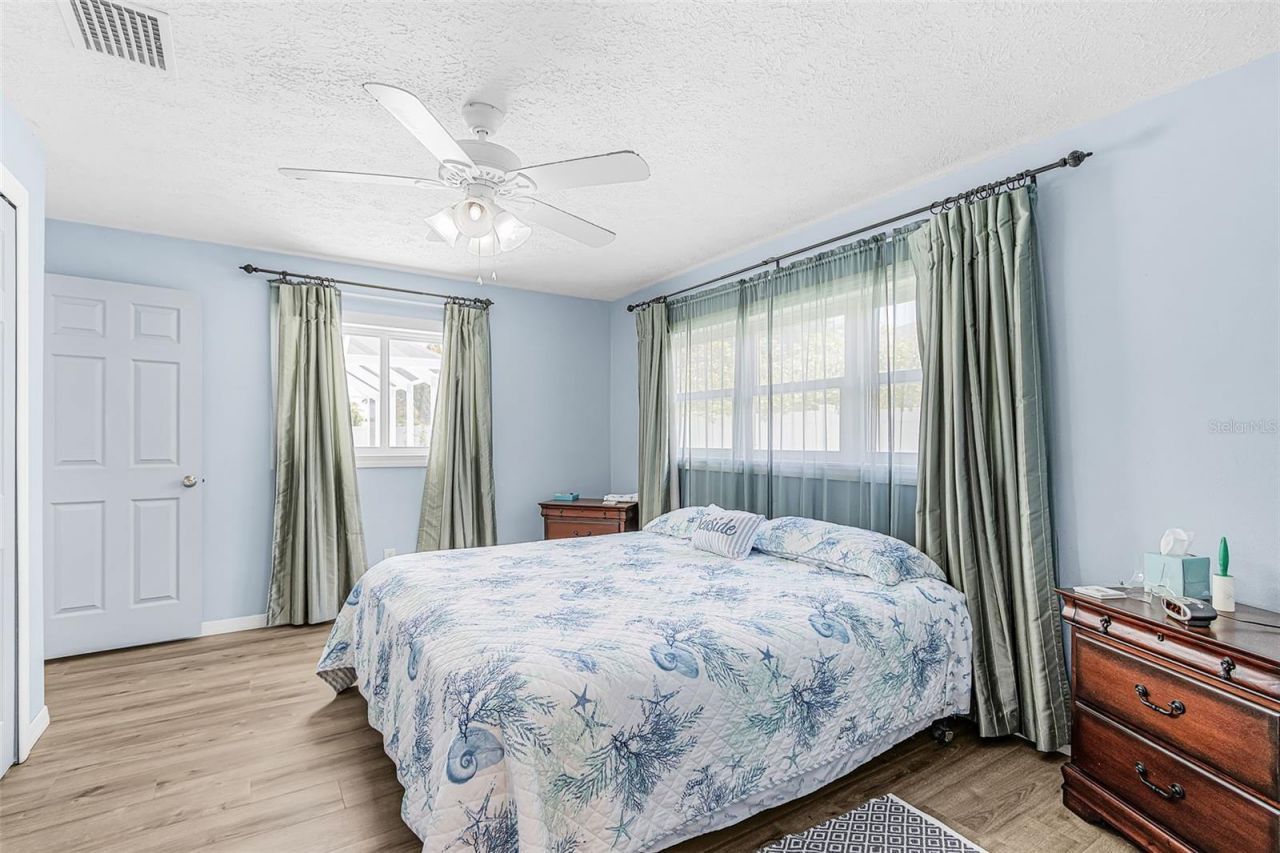 1320 SE 26th Terrace, Cape Coral, FL 33904 Photo