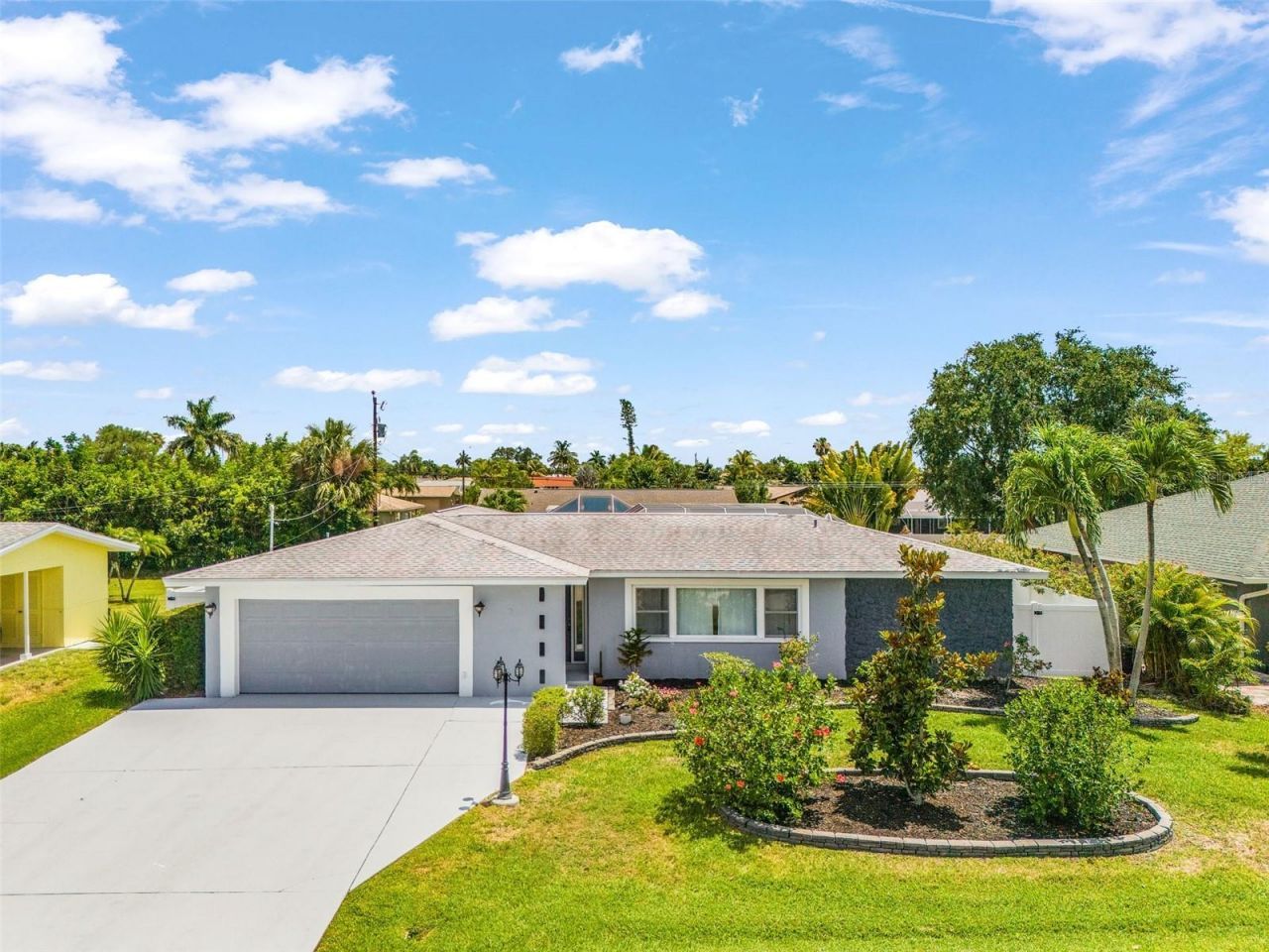 1320 SE 26th Terrace, Cape Coral, FL 33904 Photo