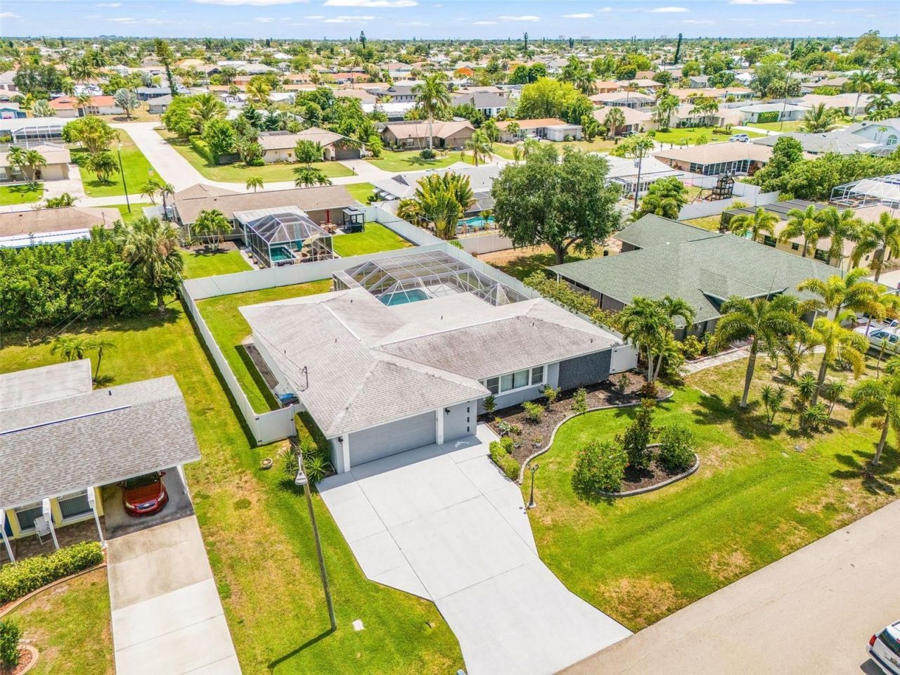 1320 SE 26th Terrace, Cape Coral, FL 33904 Photo