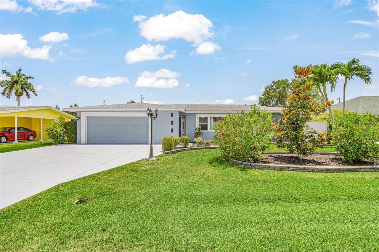 1320 SE 26th Terrace, Cape Coral, FL 33904 Photo