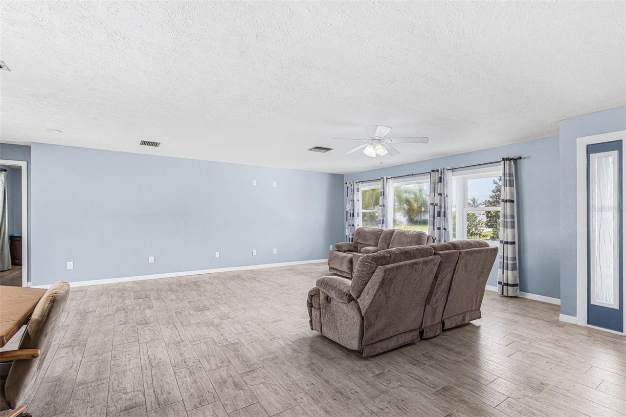 1320 SE 26th Terrace, Cape Coral, FL 33904 Photo