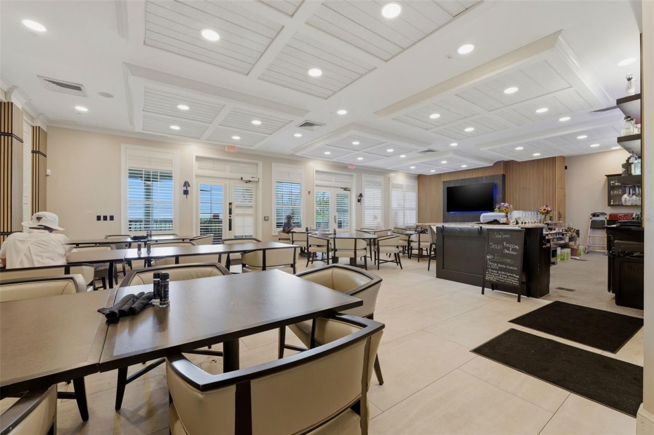 5251 Summit View Drive, Brooksville, FL 34601 Photo