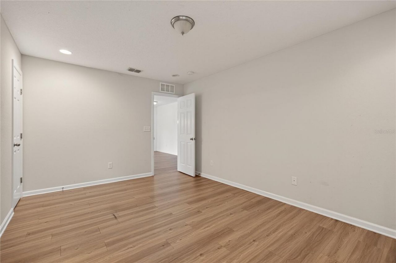 5315 Colonial Avenue , Jacksonville, FL 32210 Photo