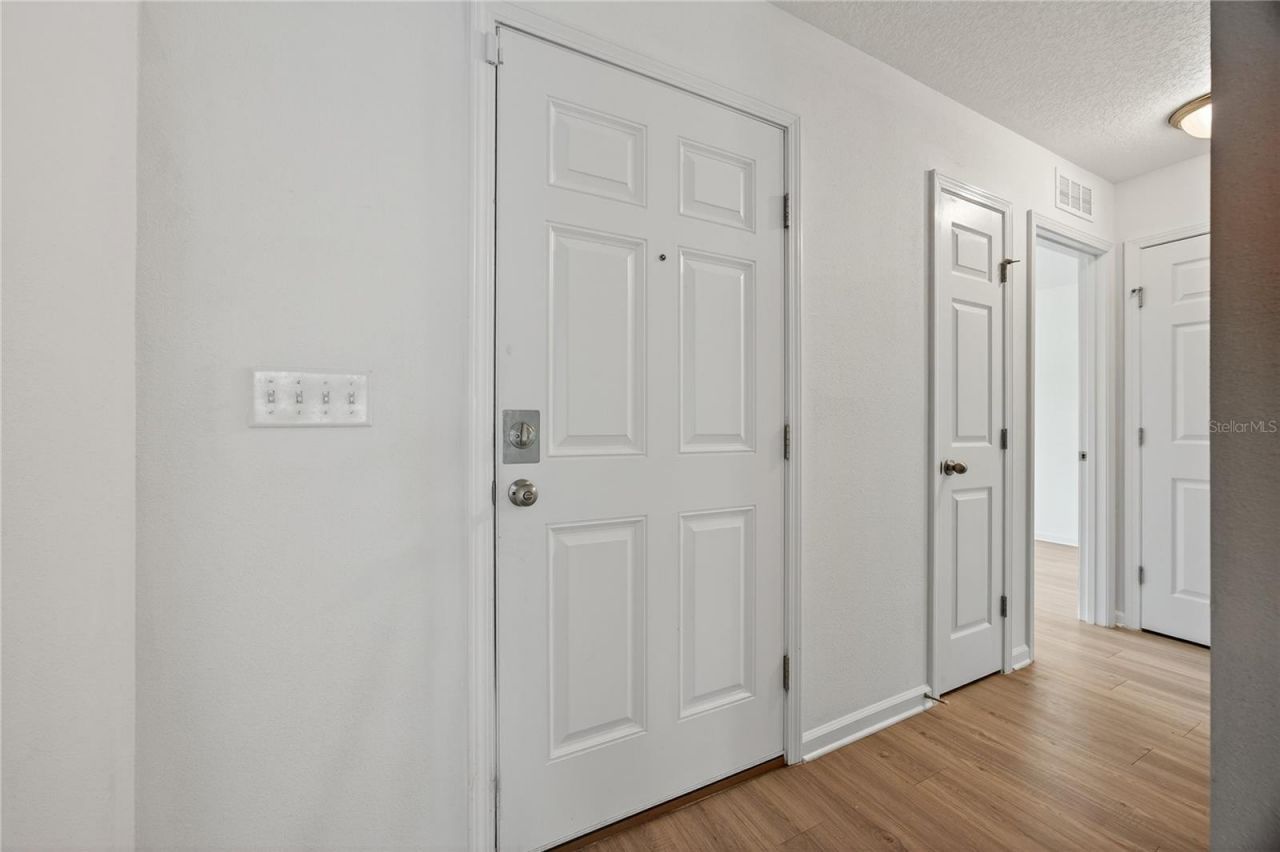 5315 Colonial Avenue , Jacksonville, FL 32210 Photo