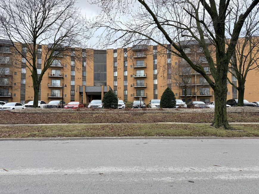 Main Photo