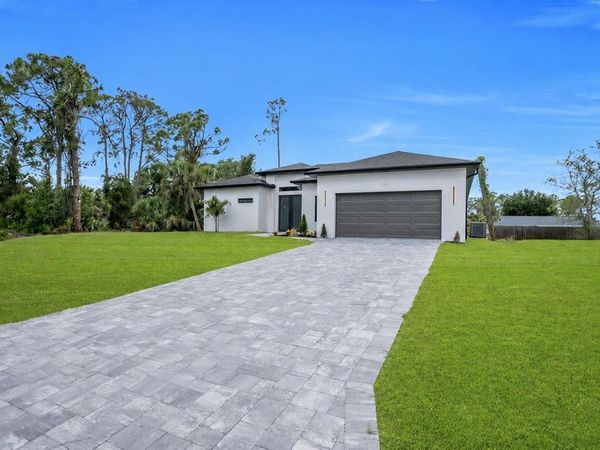 3286 EAGLE PASS ST, NORTH PORT, FL 34286