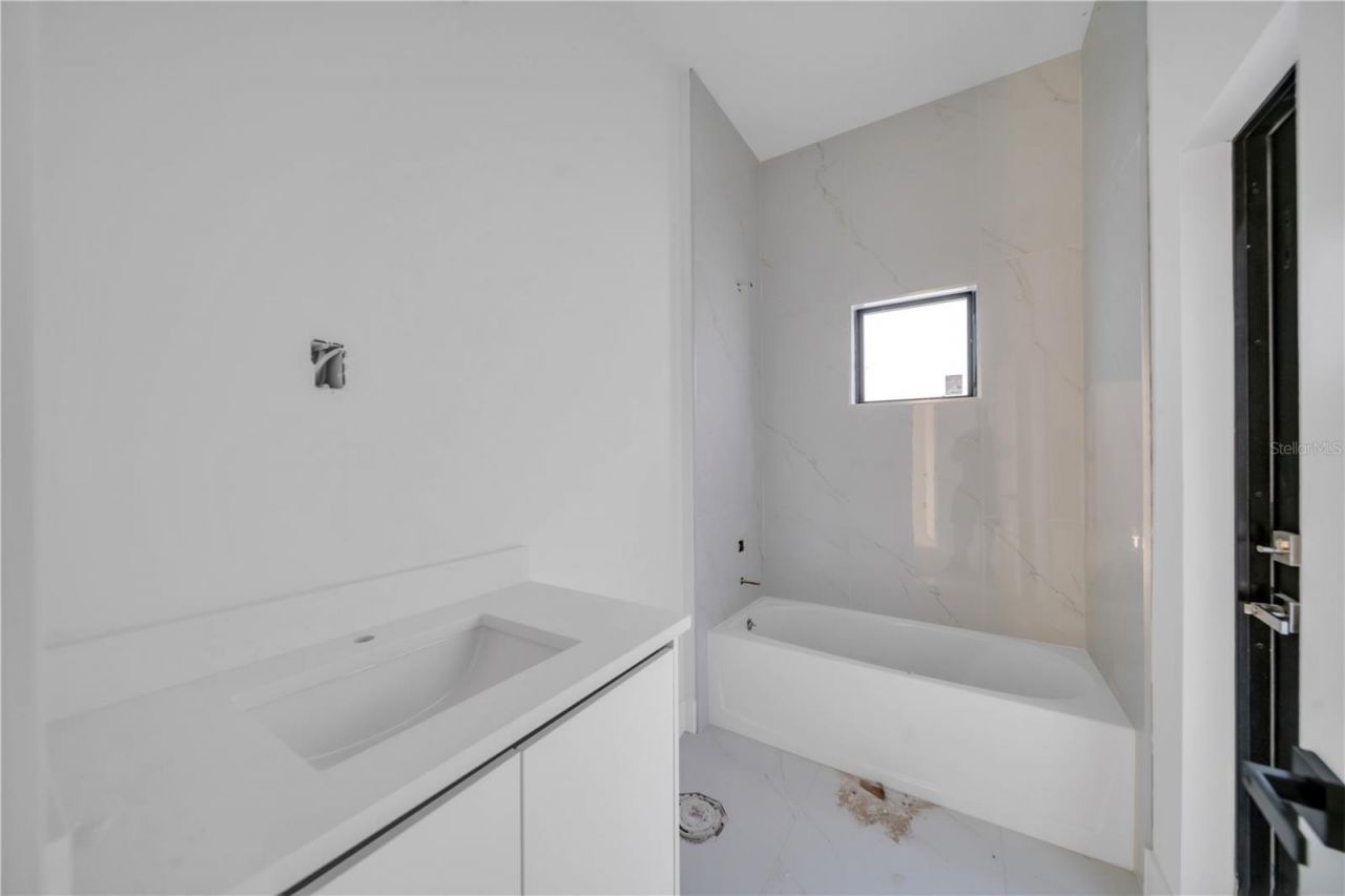3286 Eagle Pass St, North Port, FL 34286 Photo