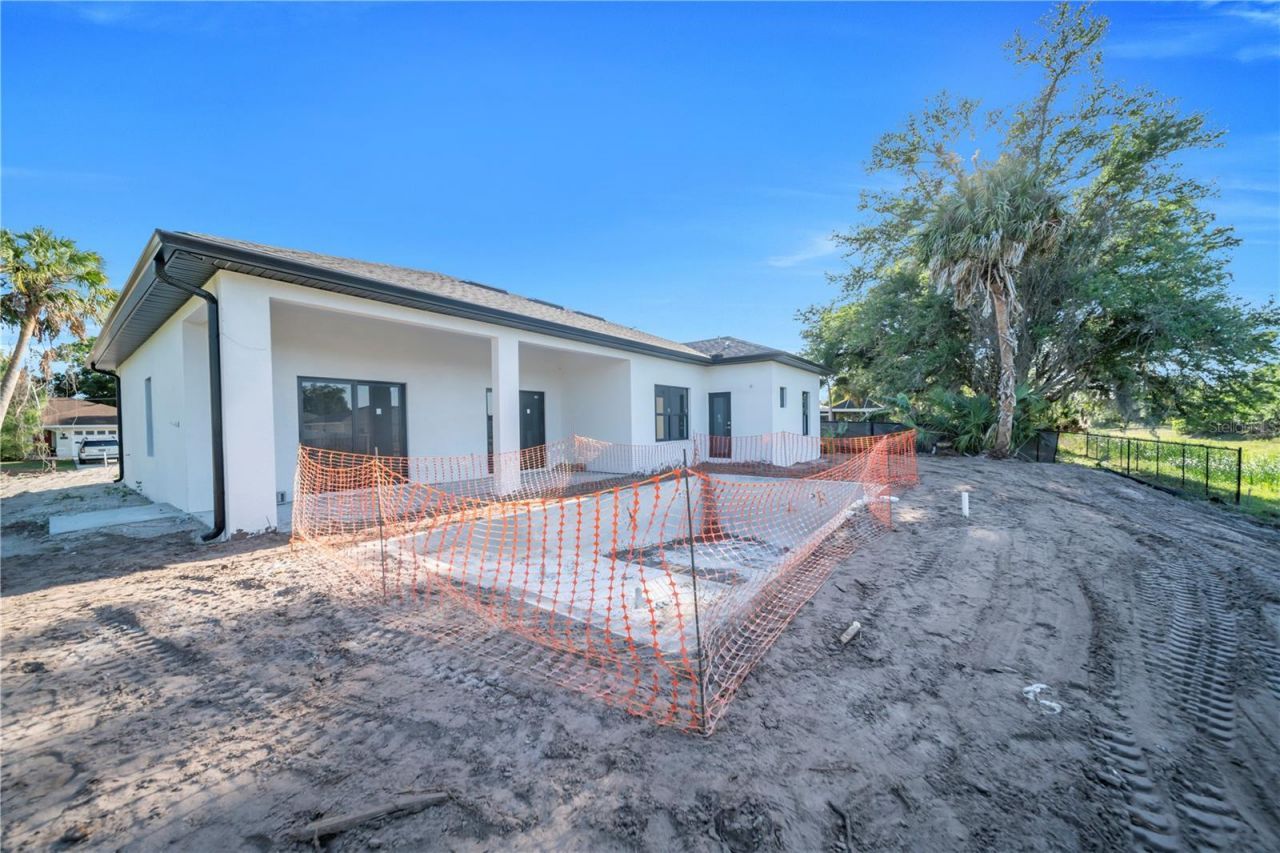 3286 Eagle Pass St, North Port, FL 34286 Photo