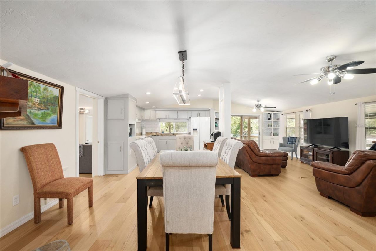 7870 SW 25th Place , Bell, FL 32619 Photo
