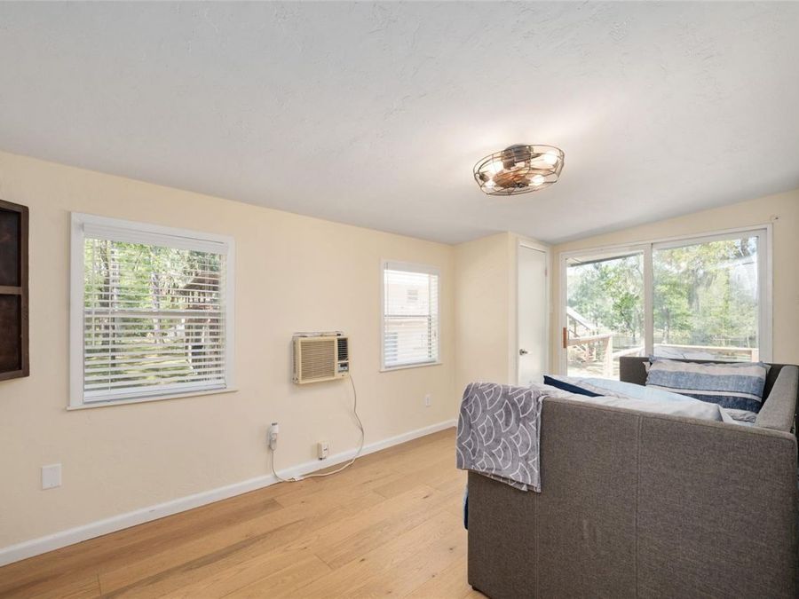 Property Image 79