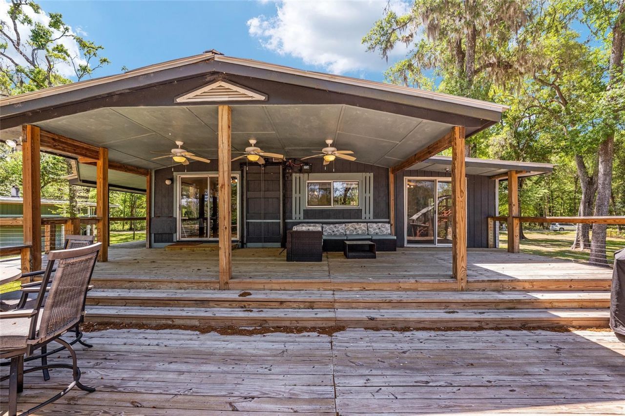 7870 SW 25th Place , Bell, FL 32619 Photo