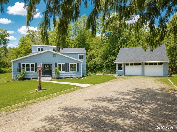 440 Dunbar Hill , Hamden, CT 06514