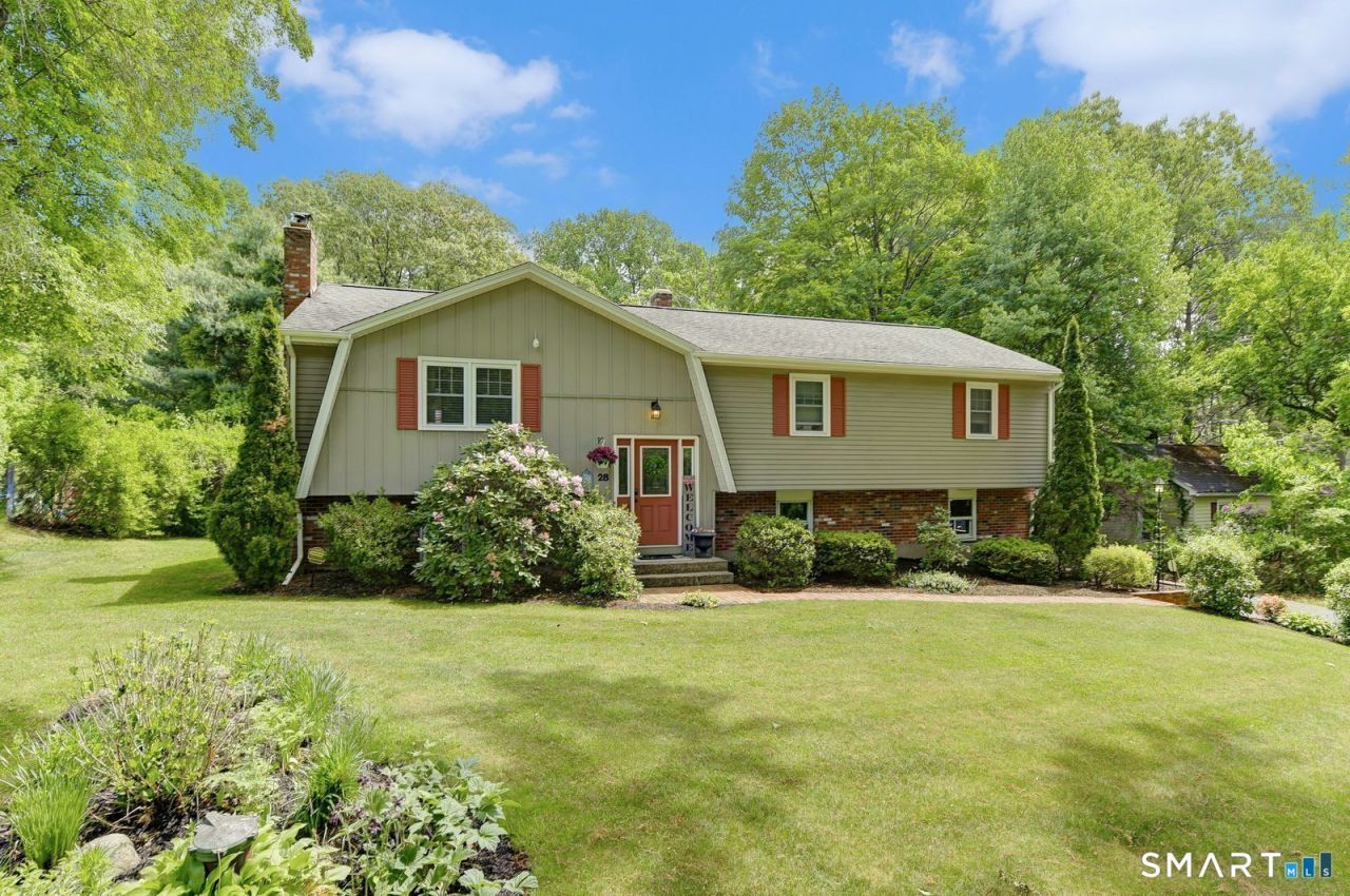 28 Cone, East Hampton, CT 06424 Main Photo