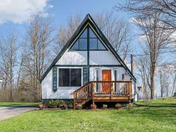 940 Sherman Street, Marquette, MI 49855
