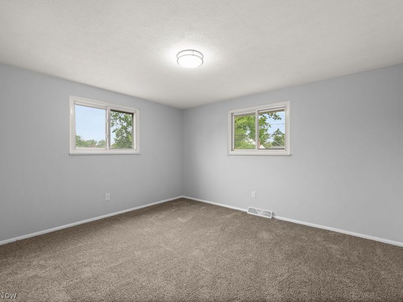 24732 Mitchell Drive, North Olmsted, OH 44070 Photo 32