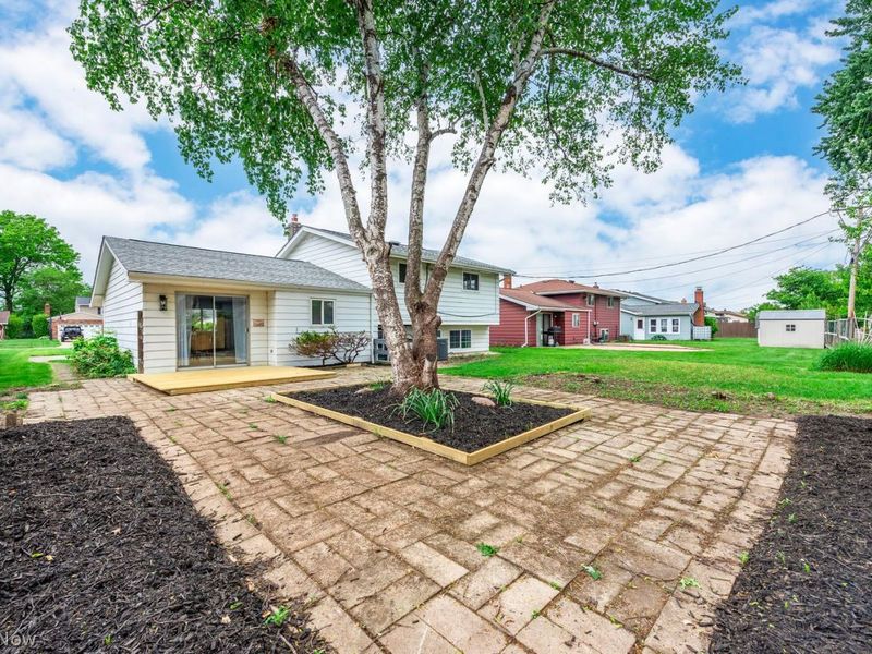 24732 Mitchell Drive, North Olmsted, OH 44070 Photo 38