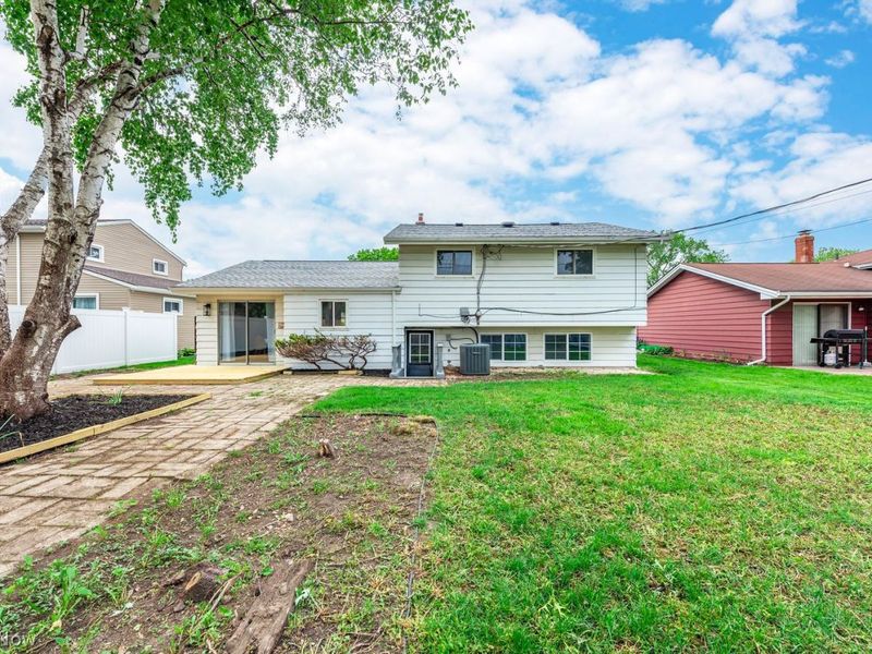 24732 Mitchell Drive, North Olmsted, OH 44070 Photo 39