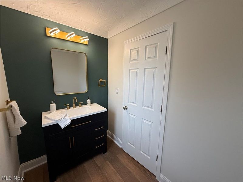 16501 Larchwood Avenue, Cleveland, OH 44135 Photo 14