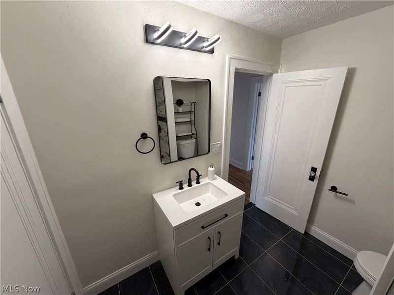 16501 Larchwood Avenue, Cleveland, OH 44135 Photo 19