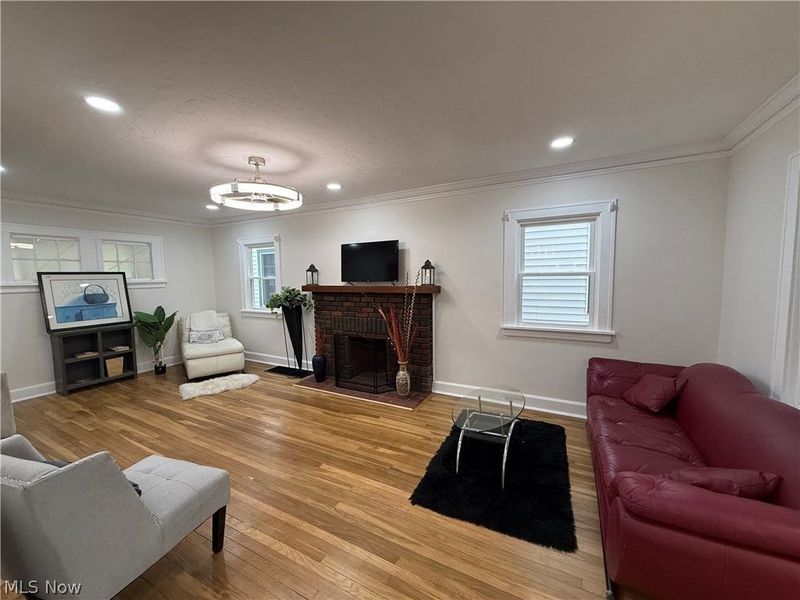 16501 Larchwood Avenue, Cleveland, OH 44135 Photo 4
