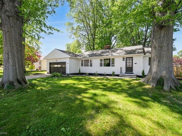 21832 Cottonwood Drive , Rocky River, OH 44116