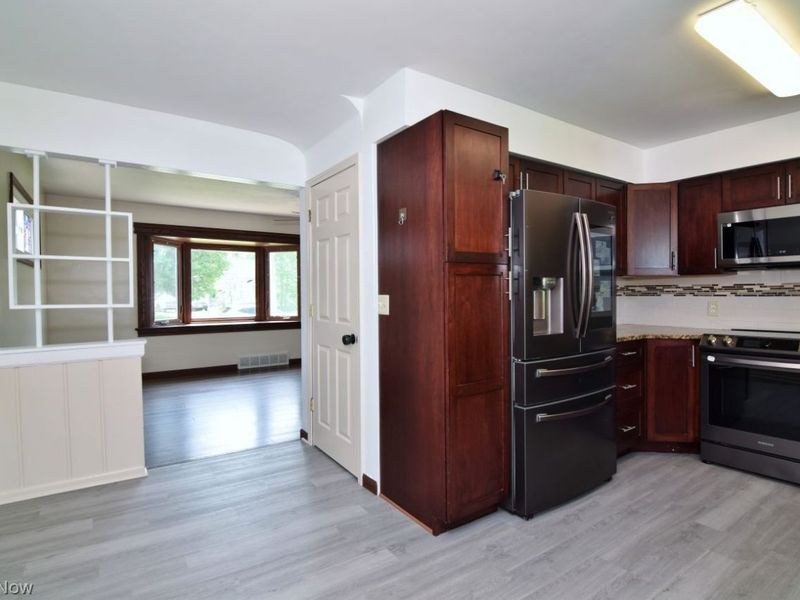 643 Viewpoint Avenue, Cuyahoga Falls, OH 44221 Photo 11