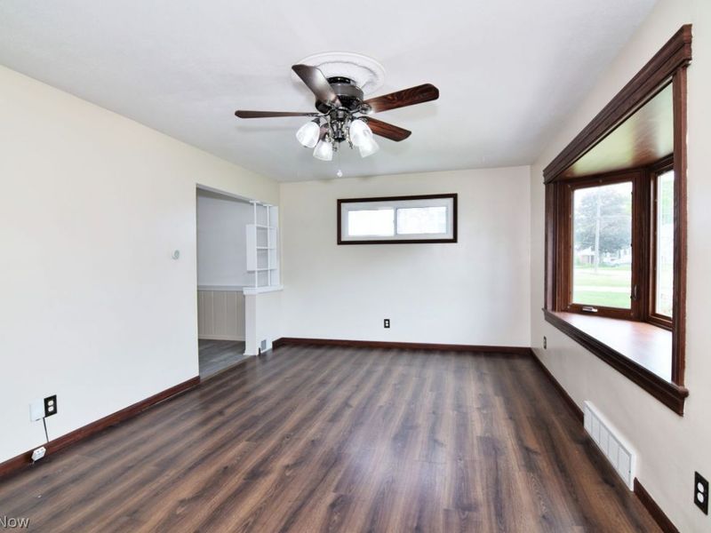 643 Viewpoint Avenue, Cuyahoga Falls, OH 44221 Photo 3